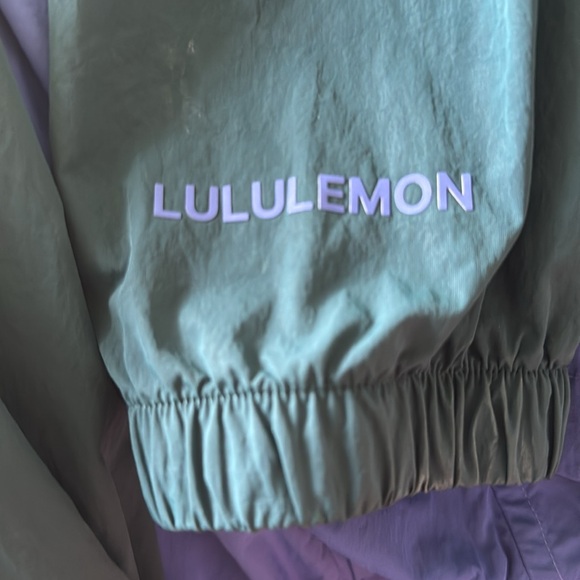 LULULEMON Evergreen Anorak - Picture 7 of 8